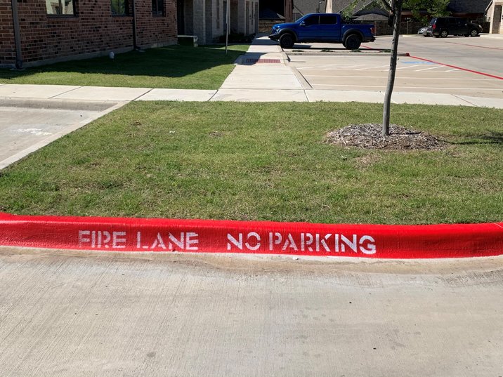 Fire Lane Curb Stripe in New Orleans, LA